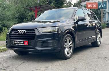 Audi Q7  2017