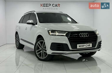 Audi Q7  2017