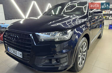 Audi Q7  2017