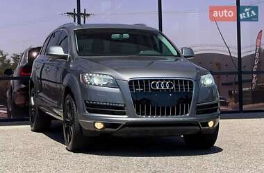 Audi Q7  2015