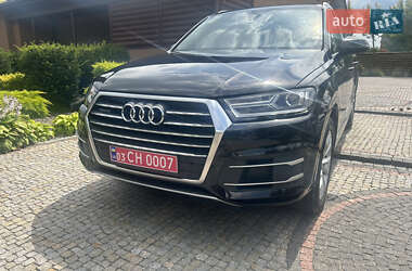 Audi Q7  2017