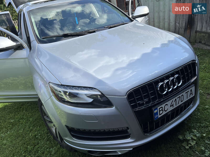 Audi Q7