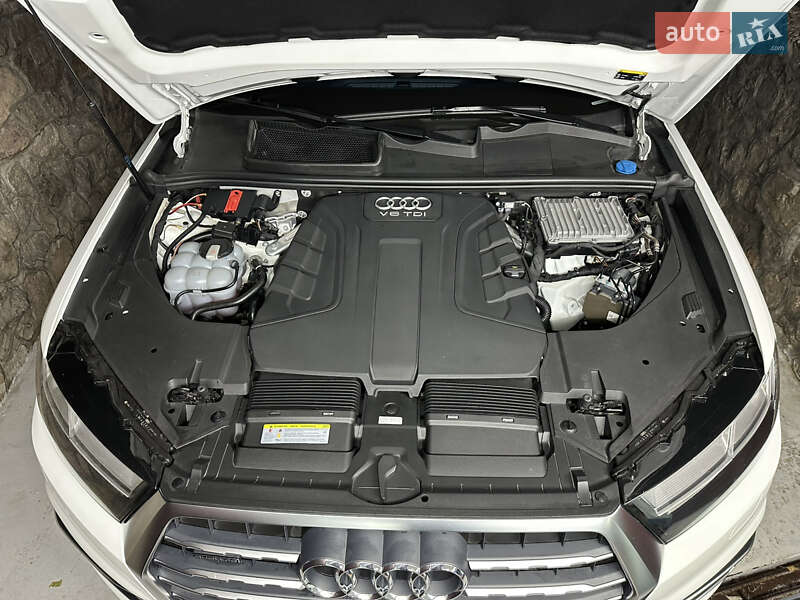 Позашляховик / Кросовер Audi Q7 2018 в Тернополі