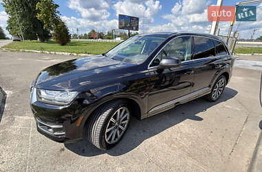 Audi Q7  2018