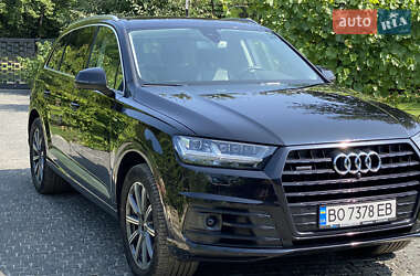 Audi Q7  2015