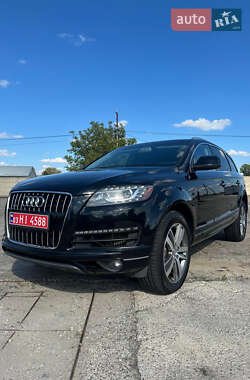 Audi Q7  2015