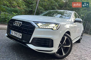 Audi Q7  2019