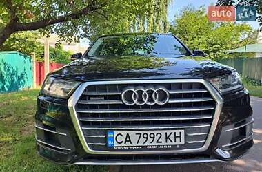 Audi Q7  2017