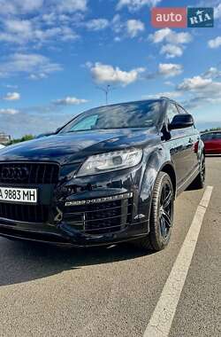 Audi Q7  2015