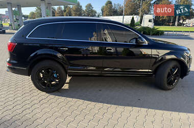 Audi Q7  2012