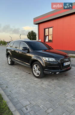 Audi Q7  2012