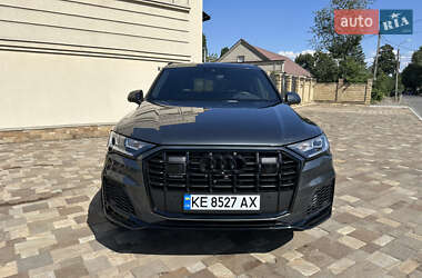 Audi Q7  2021