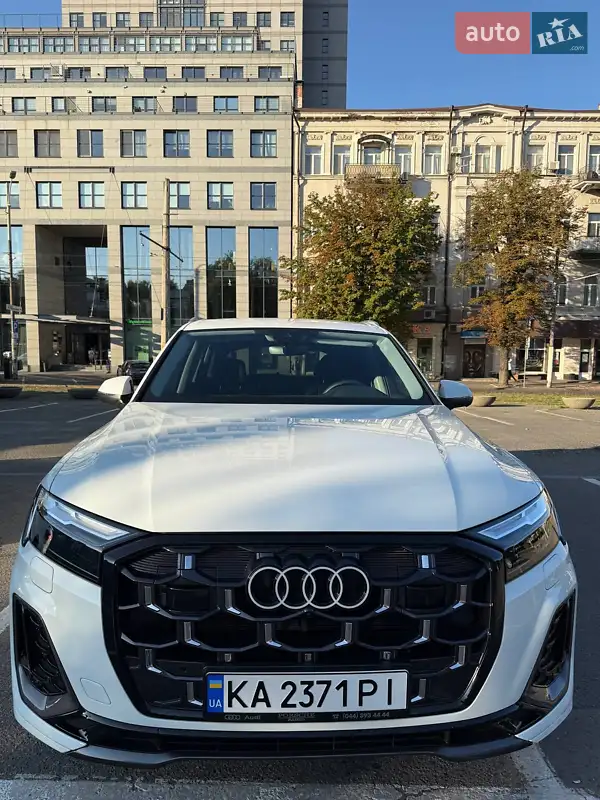 Audi Q7 2025