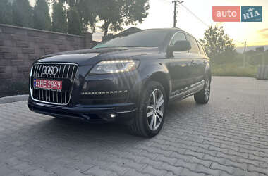Audi Q7  2013