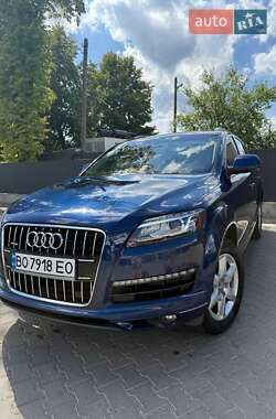 Audi Q7  2015