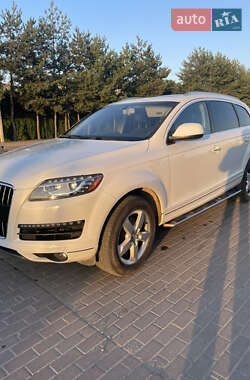 Audi Q7  2012