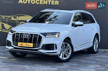 Audi Q7  2023