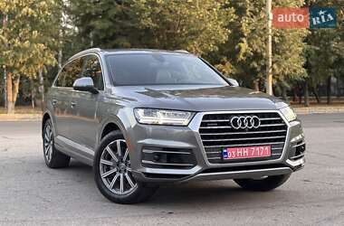 Audi Q7  2017