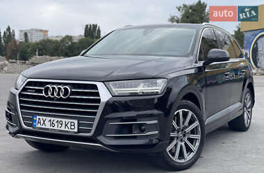 Audi Q7  2019