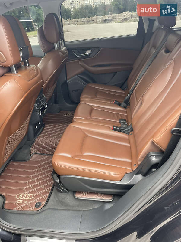 Позашляховик / Кросовер Audi Q7 2019 в Харкові