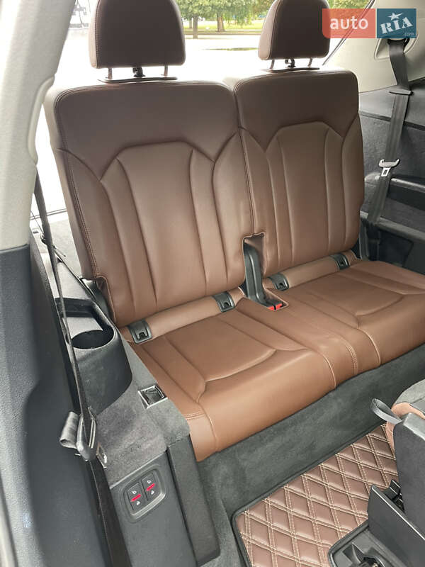 Позашляховик / Кросовер Audi Q7 2019 в Харкові