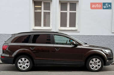 Audi Q7 2011