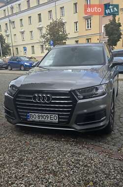 Audi Q7 2016