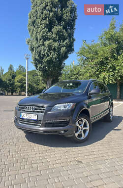 Audi Q7  2015
