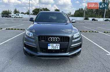 Audi Q7  2014