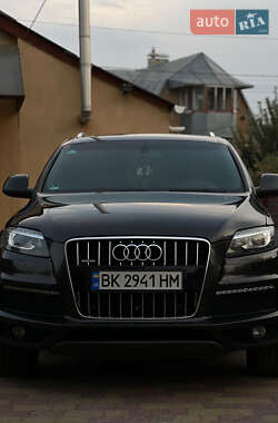 Audi Q7  2013