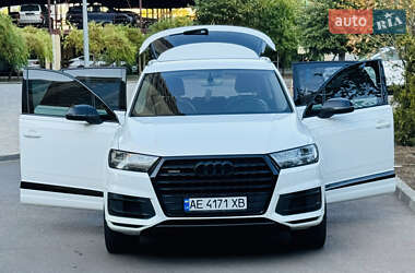 Audi Q7 2016