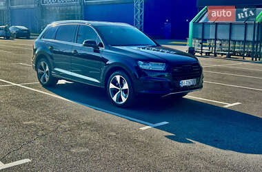 Audi Q7  2016