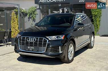 Audi Q7  2019