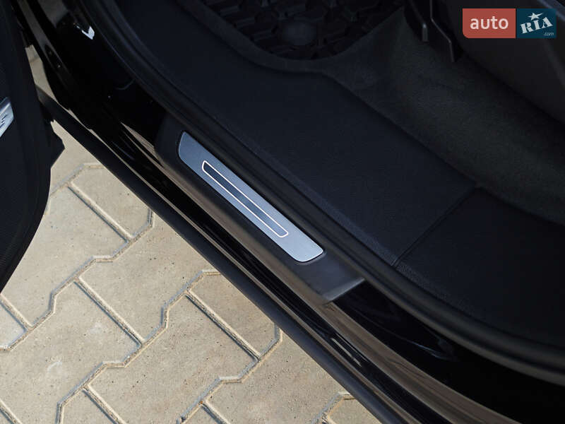 Внедорожник / Кроссовер Audi Q7 2018 в Дубно