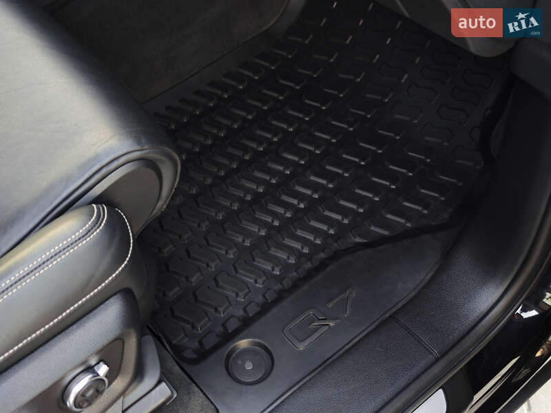 Внедорожник / Кроссовер Audi Q7 2018 в Дубно