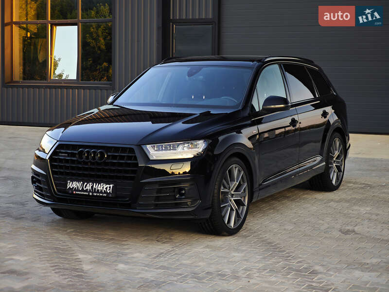 Внедорожник / Кроссовер Audi Q7 2018 в Дубно
