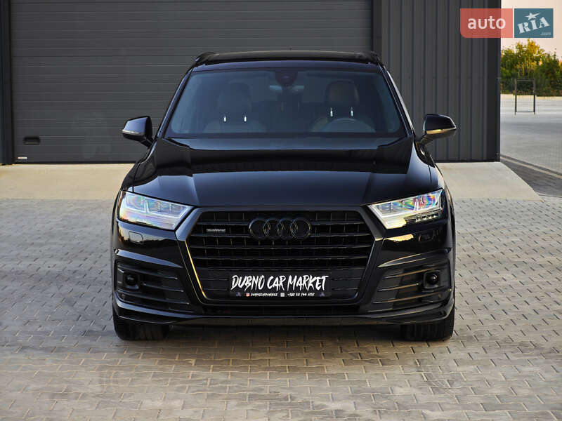 Внедорожник / Кроссовер Audi Q7 2018 в Дубно