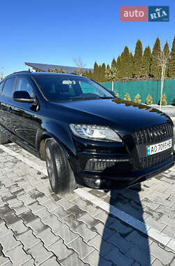 Audi Q7  2013