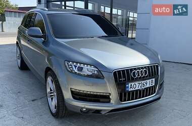 Audi Q7  2010
