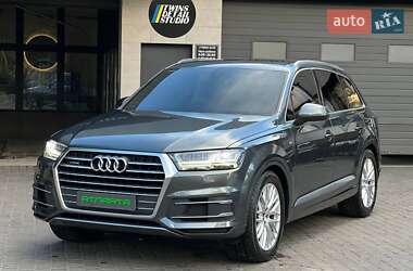 Audi Q7 2015
