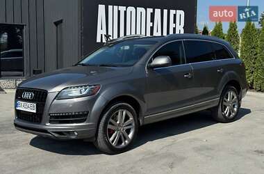 Audi Q7  2011