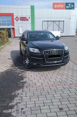 Audi Q7  2013