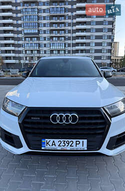 Audi Q7  2019