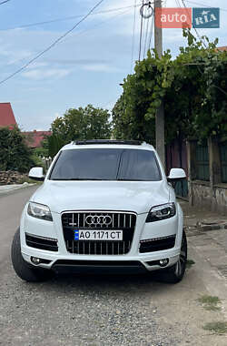 Audi Q7  2015