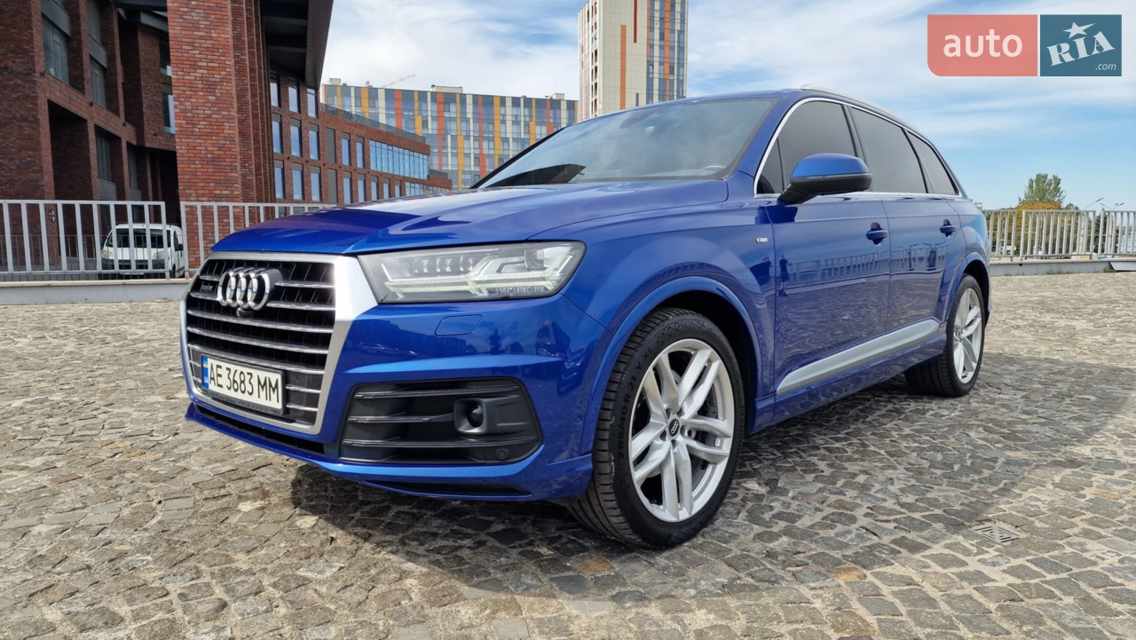 2017 Audi Q7 - фото 1