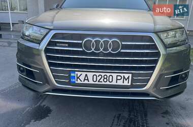 Audi Q7  2018