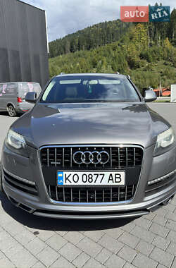 Audi Q7  2013