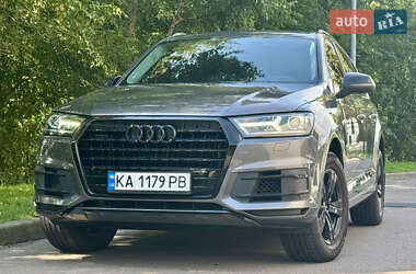 Audi Q7  2019