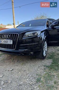Audi Q7  2012