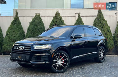 Audi Q7  2017